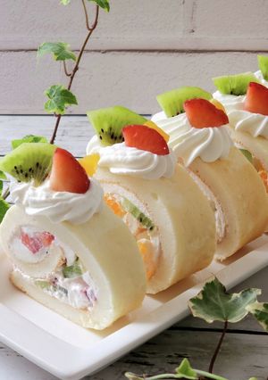 米粉の白いフルーツロールケーキ-レシピのメイン写真