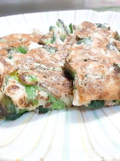 小海老香る米粉のにらせんべい-レシピのメイン写真