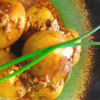基本からアレンジまで！思わずつくりたくなる「肉じゃが 新じゃ
