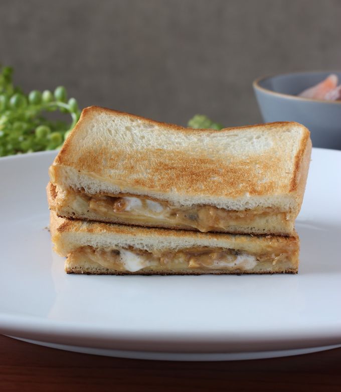 ピーナッツバターとチーズのホットサンド-レシピのメイン写真