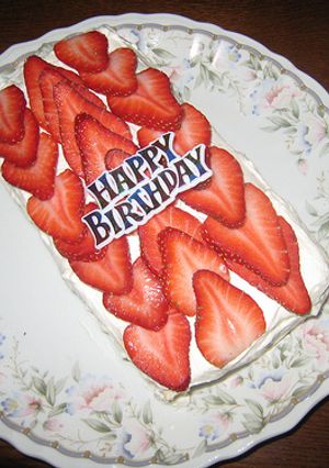娘2歳のお誕生日ケーキ-レシピのメイン写真