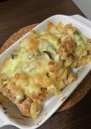 牛乳たっぷりサーモンとアスパラグラタン-レシピのメイン写真