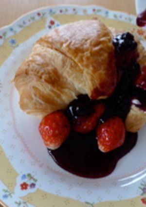 クロワッサンのホットベリービネガーソース-レシピのメイン写真