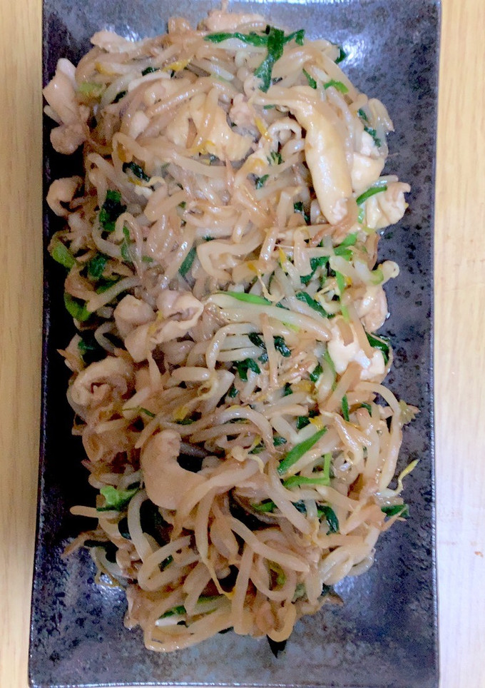 もやしとニラと鶏皮中華炒め-レシピのメイン写真