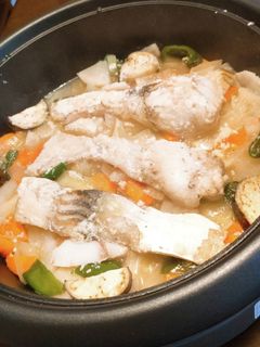 塩酒粕で☆たらと野菜の蒸し鍋-レシピのメイン写真