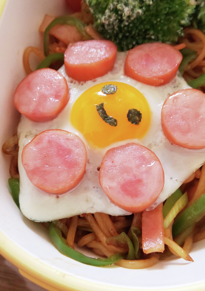 お花の目玉焼き♪　お弁当のおかず-レシピのメイン写真