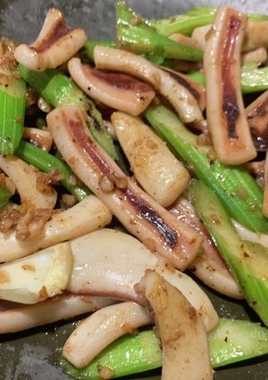 イカとセロリのニンニク炒め-レシピのメイン写真