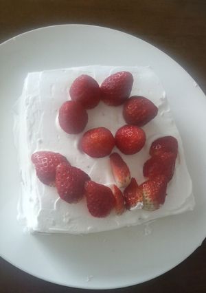 スポンジを焼かずにデコレーションケーキ-レシピのメイン写真