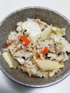 旬を味わいましよ~♪筍の炊き込みご飯-レシピのメイン写真