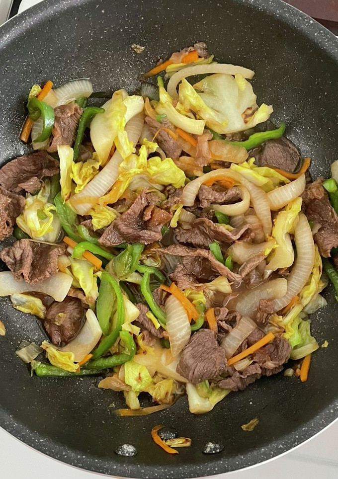 簡単☆すき焼のタレで甘辛の肉野菜炒め-レシピのメイン写真