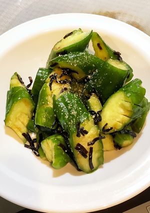 袋で混ぜるだけ！塩昆布きゅうり-レシピのメイン写真