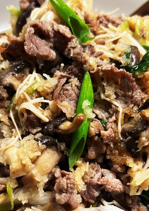 牛薄切り肉ときのこのじゅじゅっと！-レシピのメイン写真