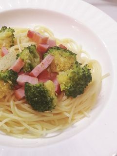 簡単!ベーコンとブロッコリーのパスタ-レシピのメイン写真