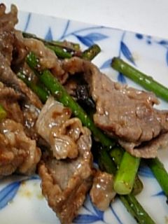 牛にんにく茎炒め-レシピのメイン写真