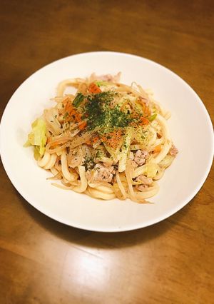 ♡一皿で満足!ズボラ焼きうどん♡-レシピのメイン写真