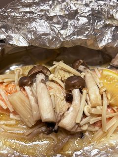 簡単!バター香る 鮭ときのこのホイル焼き-レシピのメイン写真