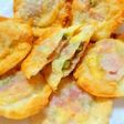 餃子の皮そのままに、洋風ぱりぱり揚げ