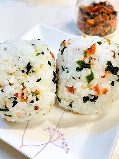 鮭とワカメのふりかけ-レシピのメイン写真