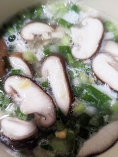 しいたけとたまごの味噌汁-レシピのメイン写真