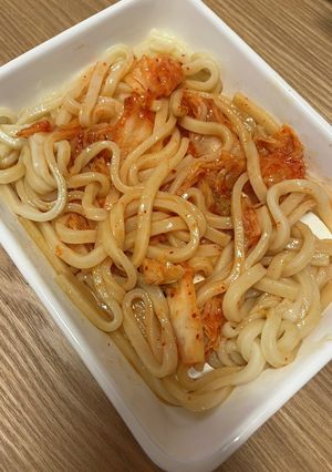 手抜き料理　キムチうどん　1分で完成-レシピのメイン写真