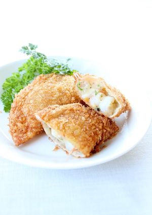 大好きな【海老ポテチーズの餃子皮フライ】-レシピのメイン写真
