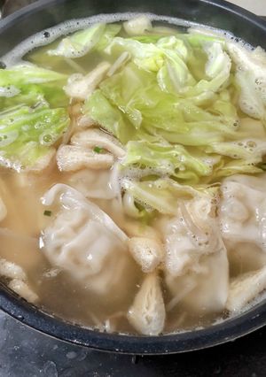 鶏のネックで鍋♪出汁が美味しいよ♡-レシピのメイン写真