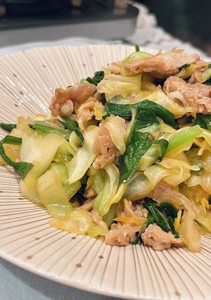 大分名物!ニラ豚【キャベツたっぷり】-レシピのメイン写真