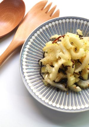 セロリの塩昆布あえ-レシピのメイン写真