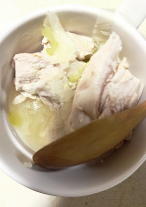 簡単!鶏むね肉と長ネギで鶏ガラ風スープ♪-レシピのメイン写真