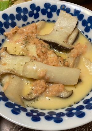 鮭フレークを使った！エリンギのクリーム煮-レシピのメイン写真