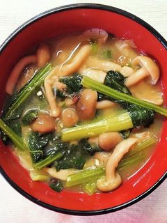 小松菜と しめじと 生姜の お味噌汁❀-レシピのメイン写真