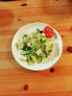 小松菜とブロッコリーとお豆腐の濃厚炒め物-レシピのメイン写真