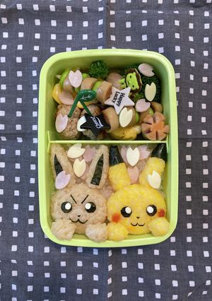 キャラ弁 ピカチュウ＆イーブイお花見弁当-レシピのメイン写真