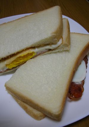 ５分で出来る☆絶品ベーコンエッグサンド-レシピのメイン写真