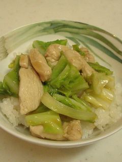 春キャベツと鶏肉のオイスター炒めどんぶり-レシピのメイン写真
