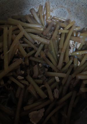 つわと豚肉の炒め-レシピのメイン写真