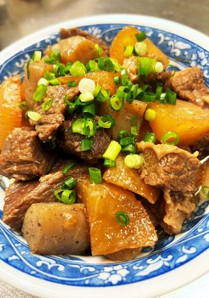 牛肉と大根の煮物。肉が入ると大根が旨い。-レシピのメイン写真