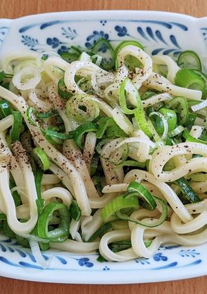 ごま油ねぎ塩レモンうどん♡264kcal-レシピのメイン写真