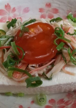 カニカマ卵黄醤油漬けやっこ-レシピのメイン写真