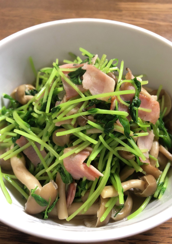豆苗とベーコンの簡単炒め-レシピのメイン写真
