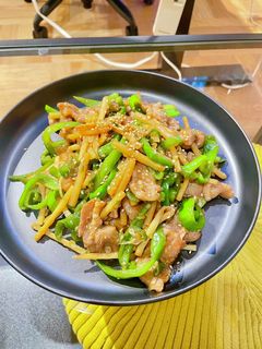 青椒肉絲 豚-レシピのメイン写真