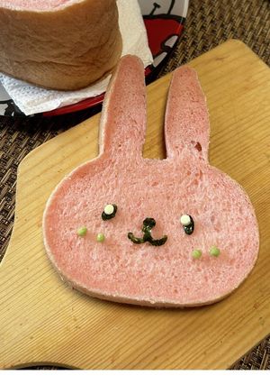 可愛くデコって食べてね！うさぎ食パン♪-レシピのメイン写真