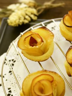 りんごのローズパイ-レシピのメイン写真