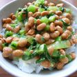 カブの葉入り納豆ご飯