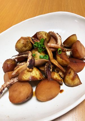 新じゃがとイカの含め煮-レシピのメイン写真