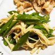 スナップえんどうとえのきの麺つゆバター!