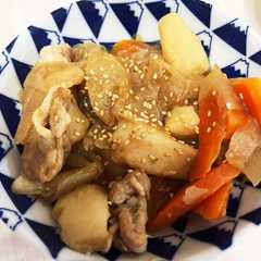 รูปของ 散った桜は肉じゃがの味をより趣深くした