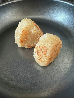 これうまつゆで簡単焼きおにぎり-レシピのメイン写真