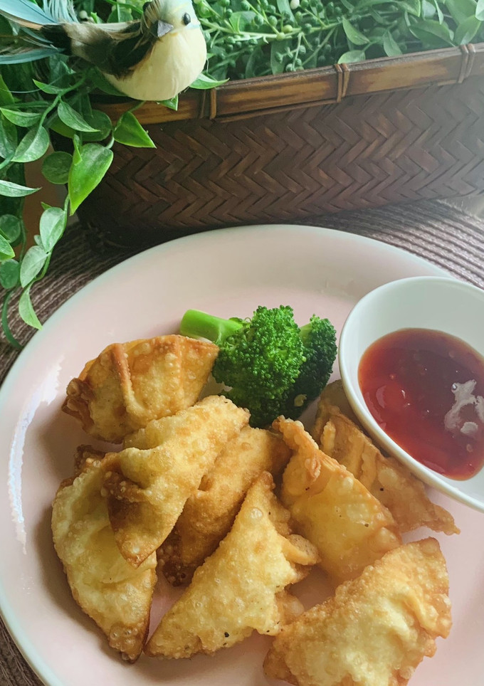 チーズとはんぺんとマヨコーンの揚げ餃子-レシピのメイン写真