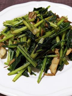 かぶの葉と舞茸のマヨ醤油炒め-レシピのメイン写真